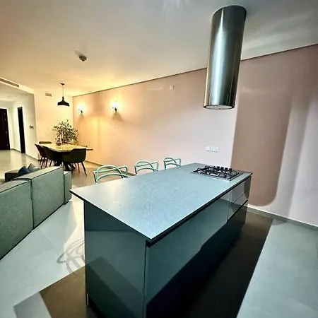 Apartment Stunning 2br In St Julians Saint Julian's